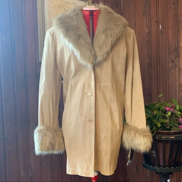 Terry Lewis Suede & Faux Fur Jacket - Picture 2 of 9